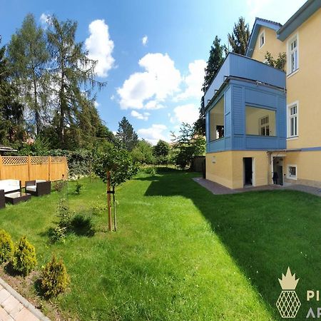 Pineapple Apartments Dresdner Heide Mit Garten Дрезден Екстериор снимка